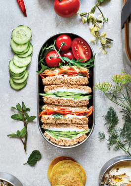 Logotrade reklamprodukter bild: Black+Blum Dubbel Rostfri Bento-låda