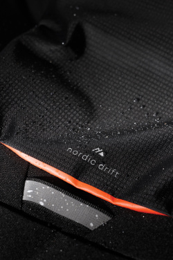Logotrade profilreklam bild: Nordic Drift Trail RCS dagryggsäck 16L